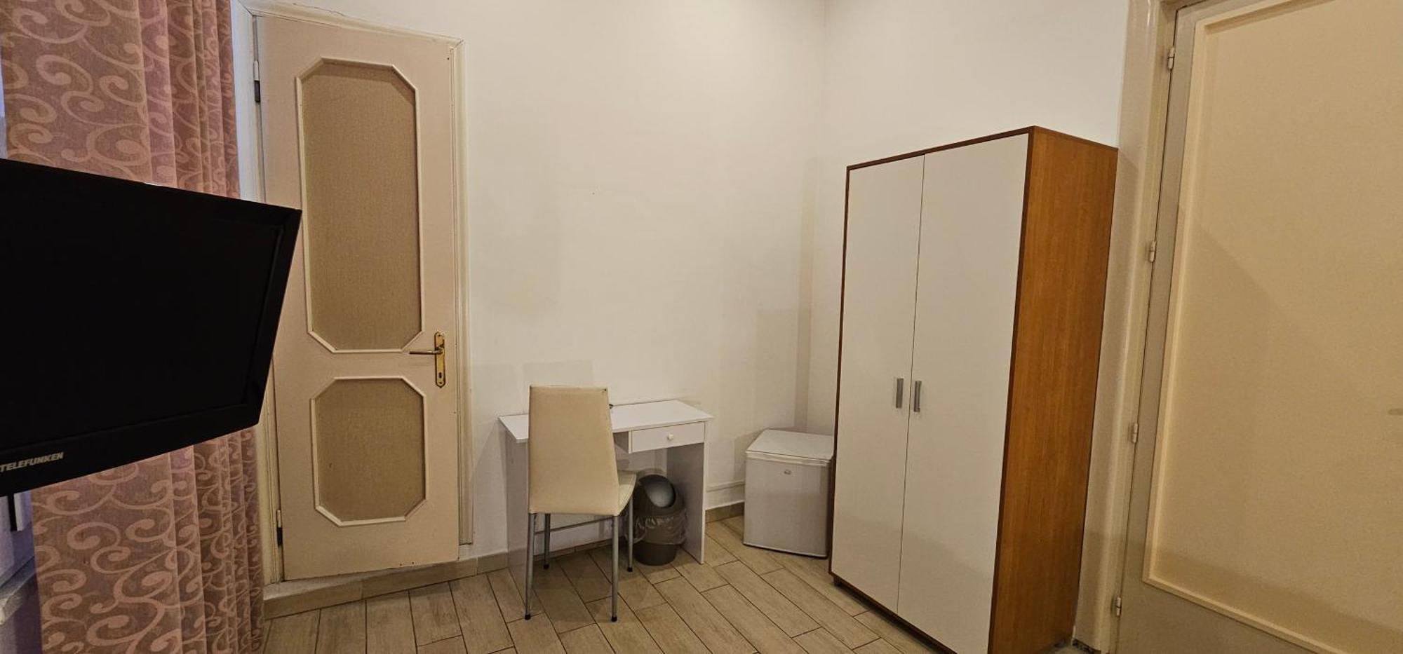 Hostel Josef ปาแลร์โม ภายนอก รูปภาพ