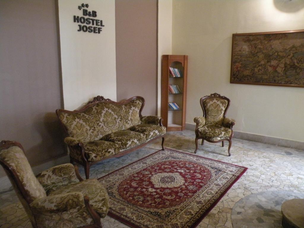 Hostel Josef ปาแลร์โม ภายนอก รูปภาพ