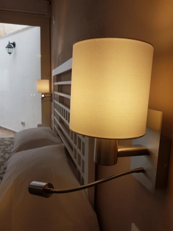 Hostel Josef ปาแลร์โม ภายนอก รูปภาพ